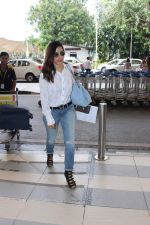Sophie Chaudhary snapped at the airport on 9th Oct 2015